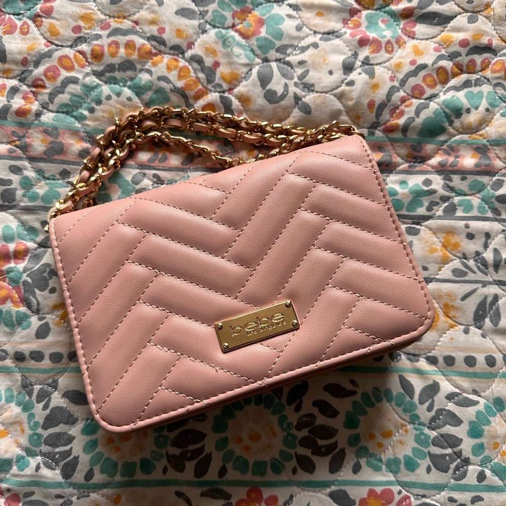 Bebe Crossbody chain purse